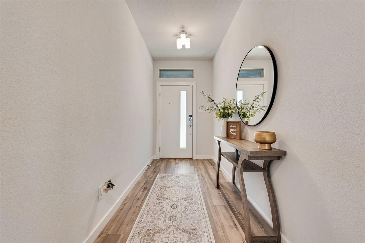 1201 Cinco Treaty Trl - Photo 3 of 27