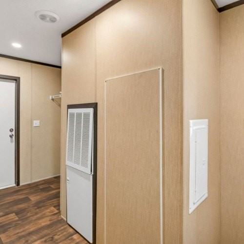 121 Evan Ave - Photo 7 of 28