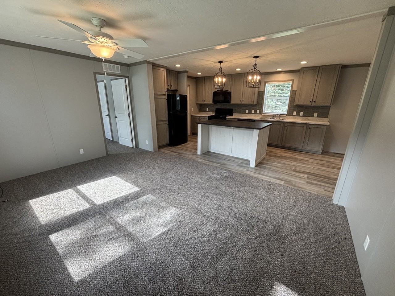 352 Stratford Ct #352 - Photo 2 of 6