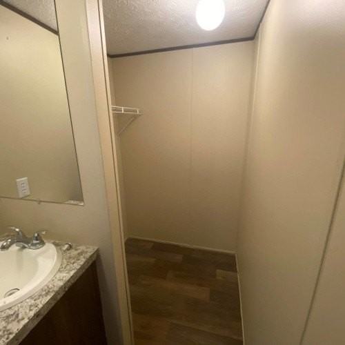 136 Ginny Ln - Photo 2 of 18