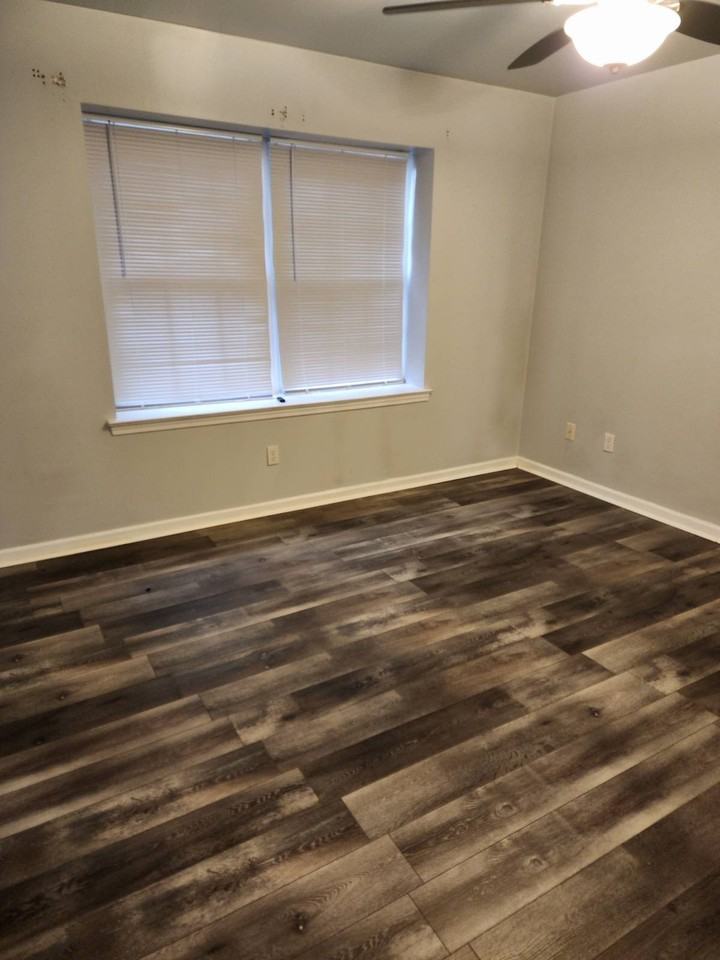 49-51 Crawford St #1 - Photo 3 of 7