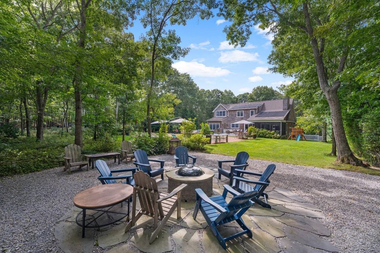 6 Cove Neck Ln - Photo 6 of 27