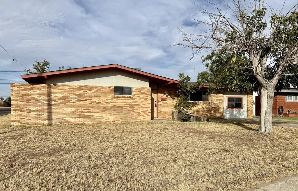 2601 Verde Ave - Photo 3 of 22