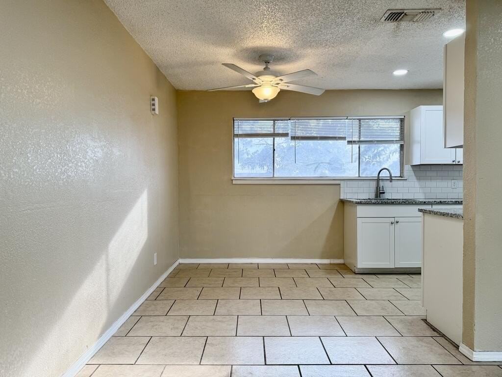 2601 Verde Ave - Photo 4 of 22