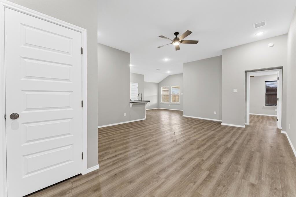 1330 E Spruce Ave - Photo 2 of 14
