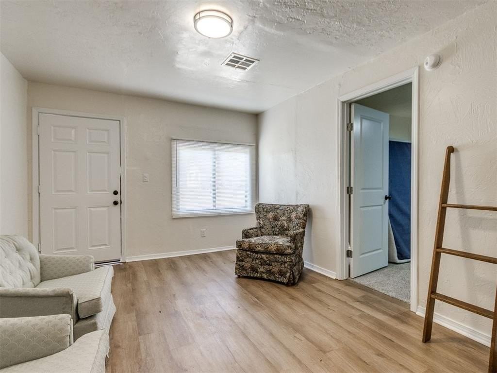 6114 Jacks Ave - Photo 5 of 22