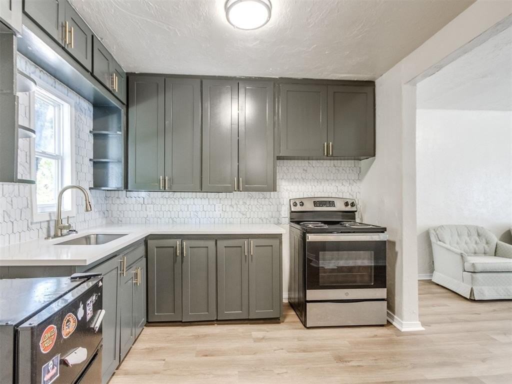 6114 Jacks Ave - Photo 7 of 22