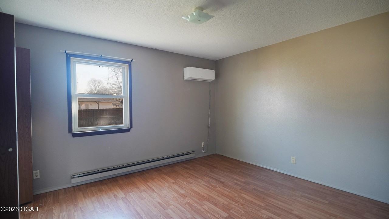 601 Kimberly St - Photo 7 of 12