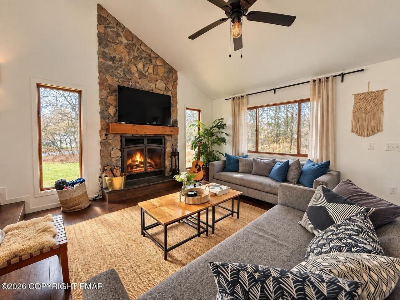 1628 Clover Rd - Photo 5 of 20
