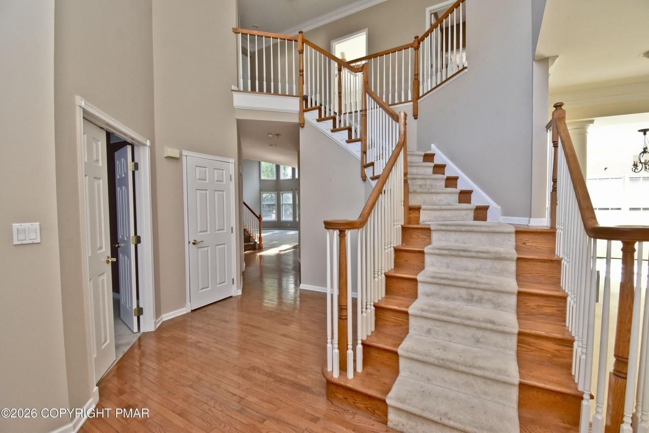 3257 Doral Ct - Photo 5 of 50