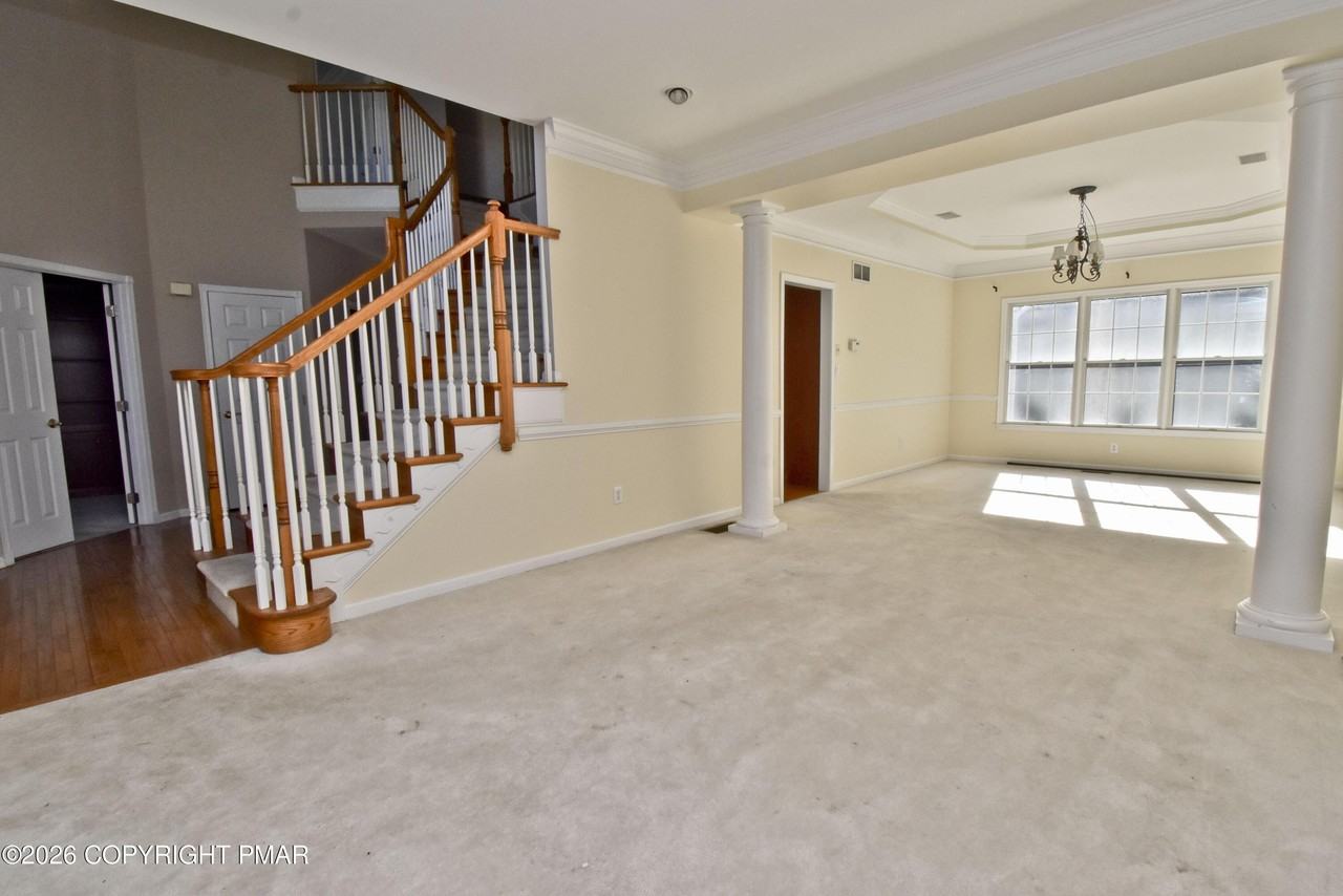 3257 Doral Ct - Photo 7 of 50