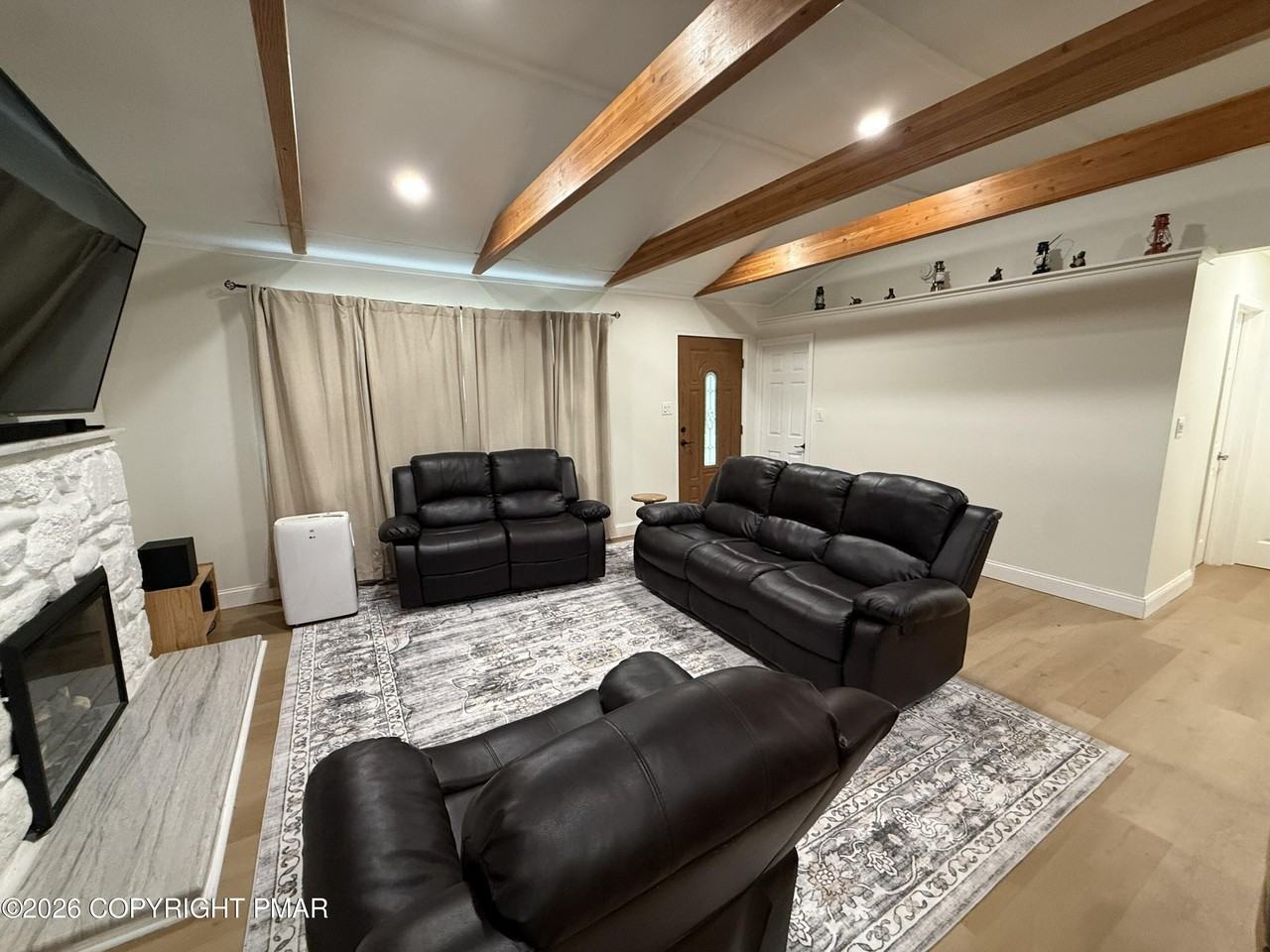 1507 Onoko Path - Photo 3 of 11