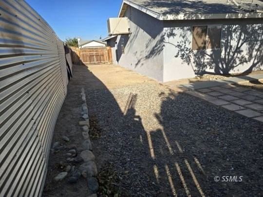 420 Ashton St - Photo 6 of 6