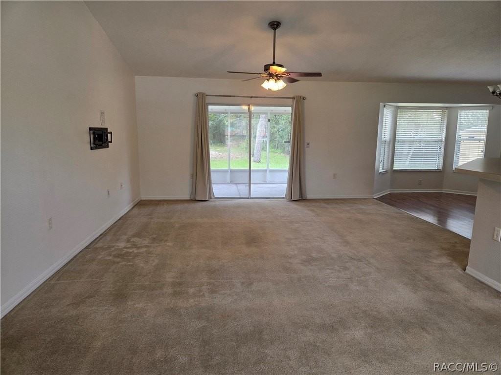 3052 W Iva Dr - Photo 3 of 16