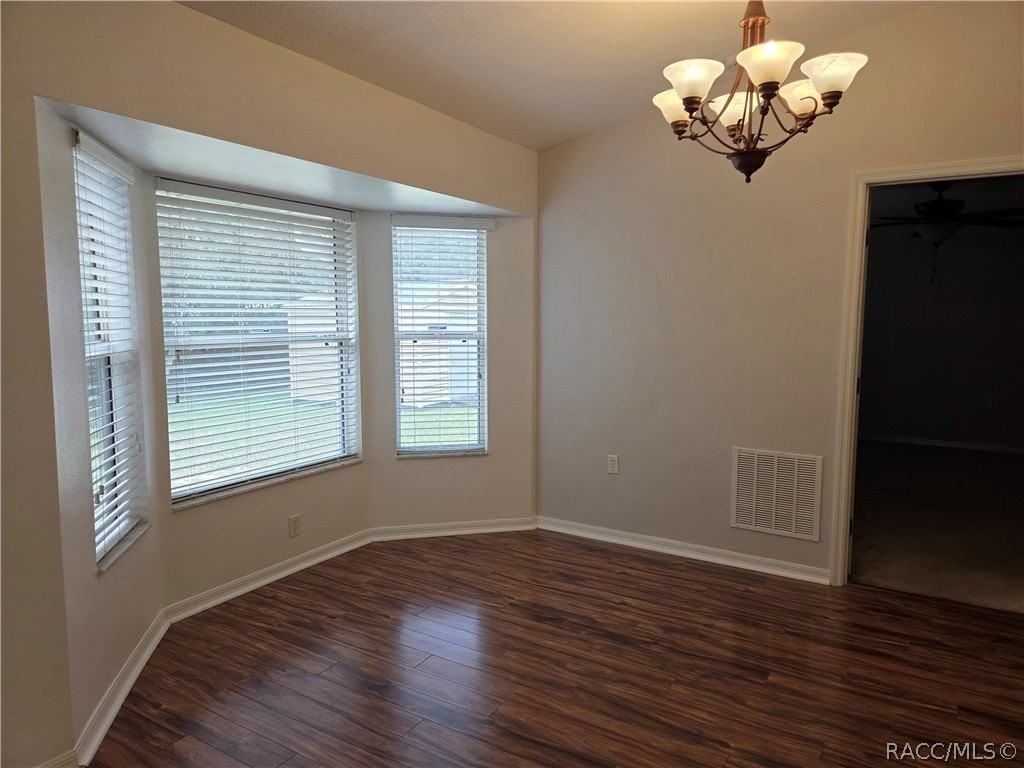3052 W Iva Dr - Photo 5 of 16