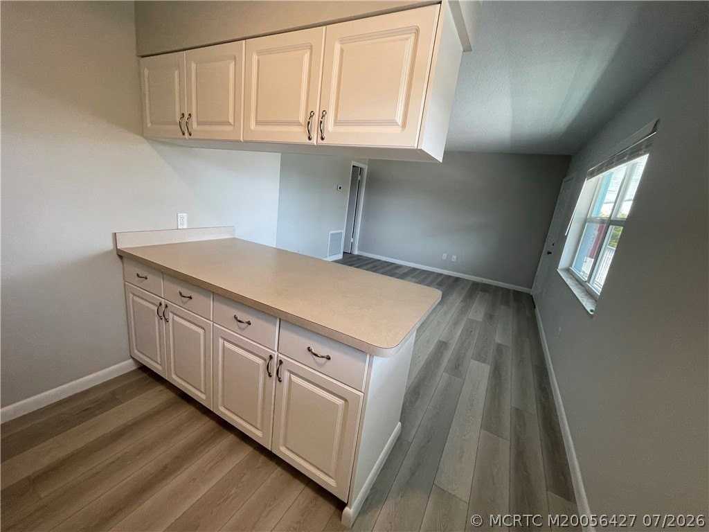 661 Hernando St #8 - Photo 4 of 8