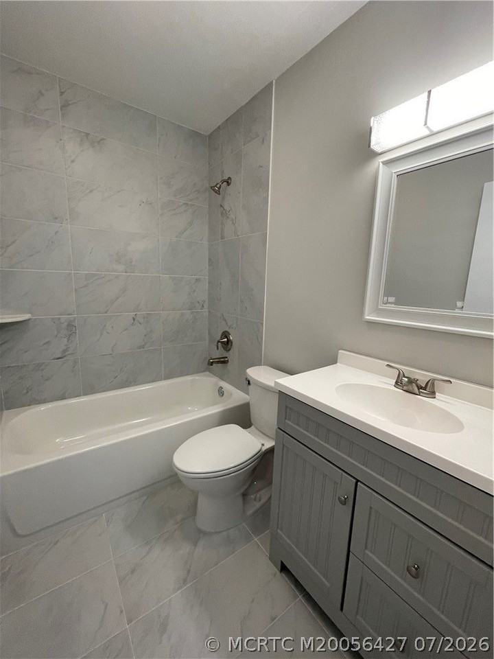 661 Hernando St #8 - Photo 7 of 8