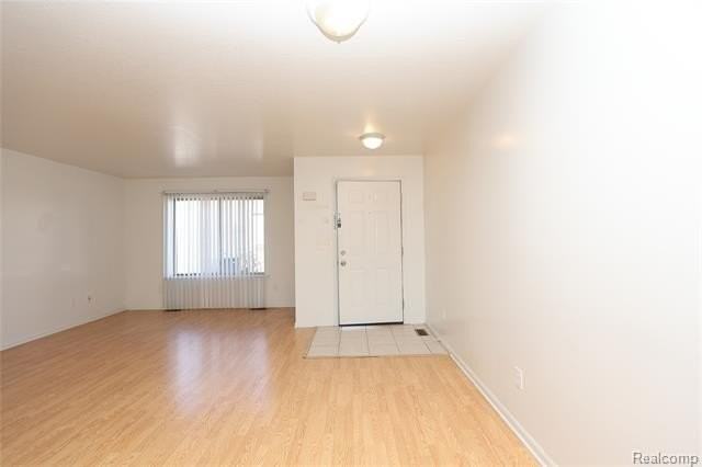 20 Eden Park Dr - Photo 4 of 24