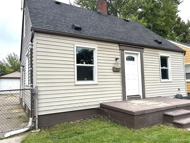 22066 Lambrecht Ave - Photo 2 of 14