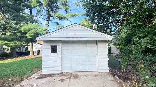 2040 Grindley Park St - Photo 4 of 22