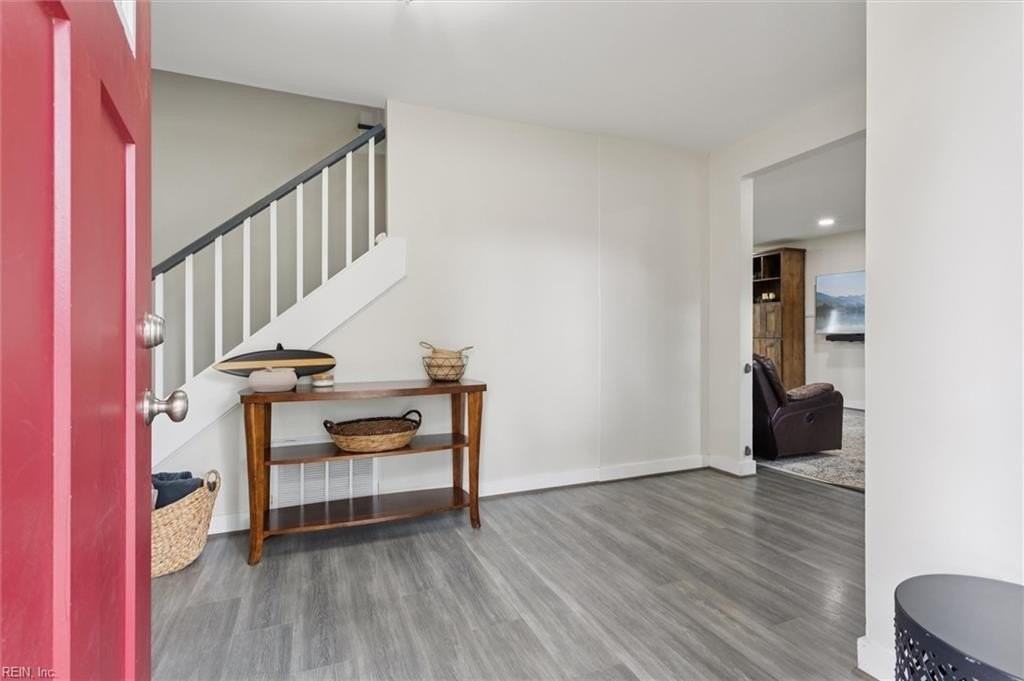 488 Harpersville Rd - Photo 6 of 45