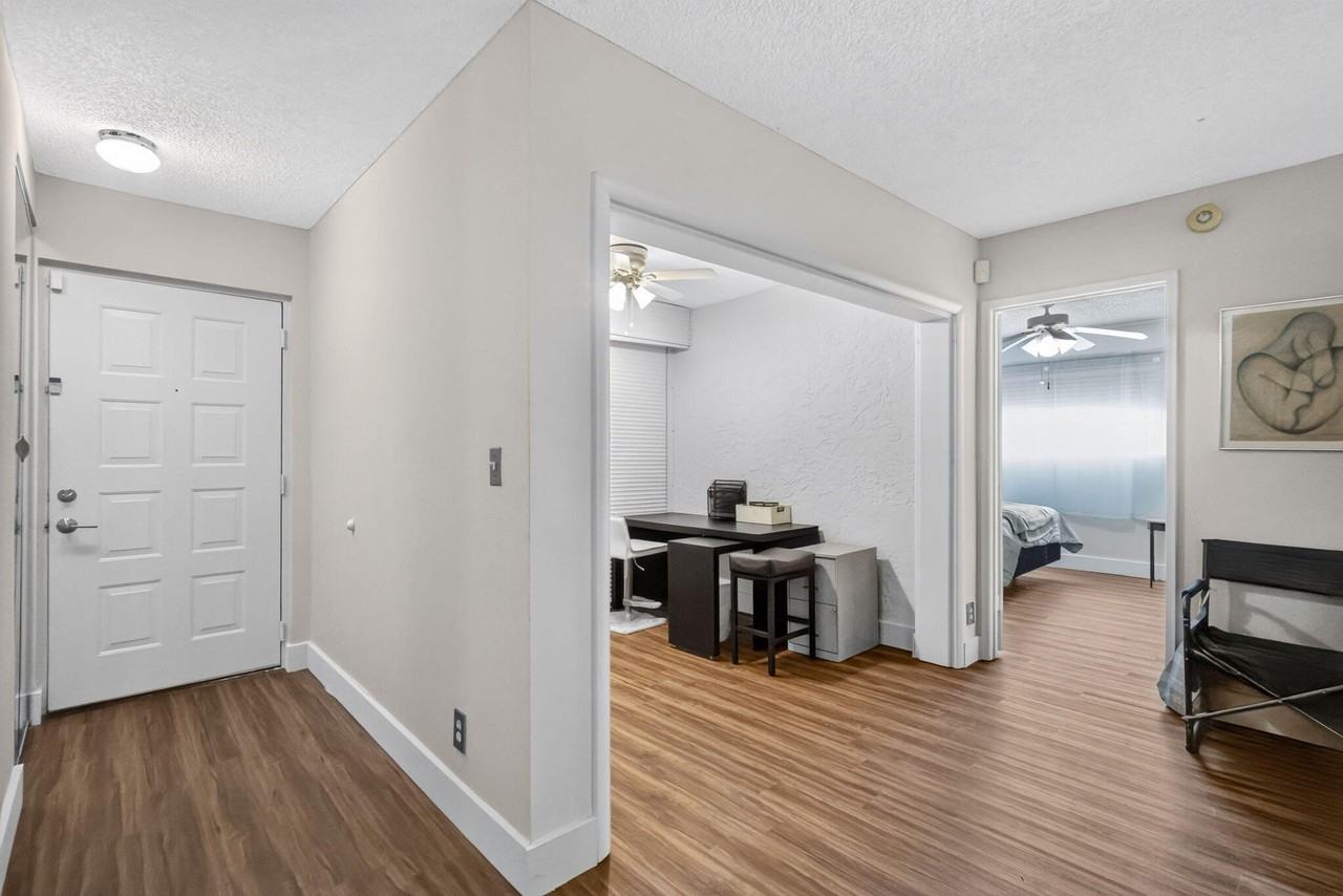 14881 Wedgefield Dr #103 - Photo 6 of 50