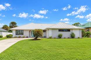 1309 Se Coral Reef St - Photo 1 of 1