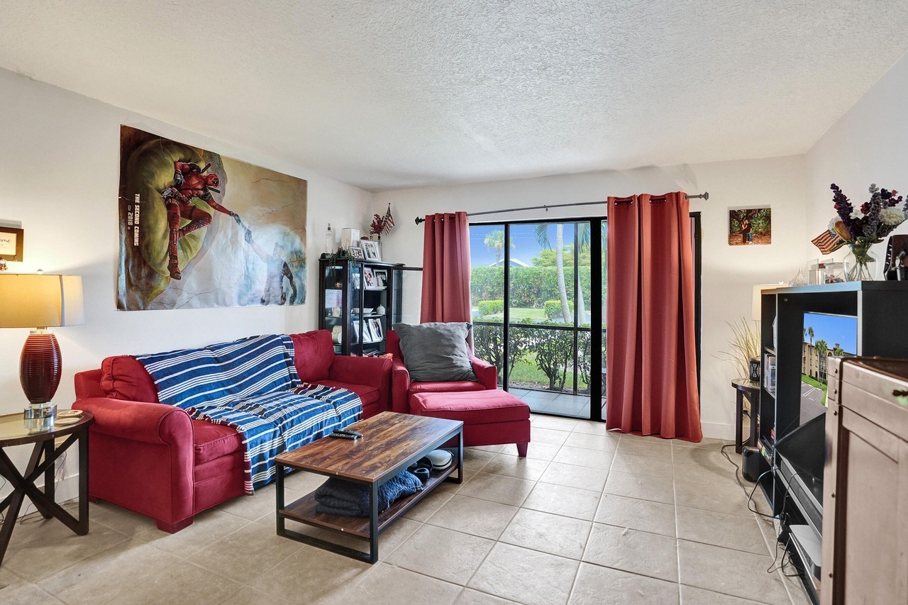 629 Sea Pine Way #A1 - Photo 3 of 41