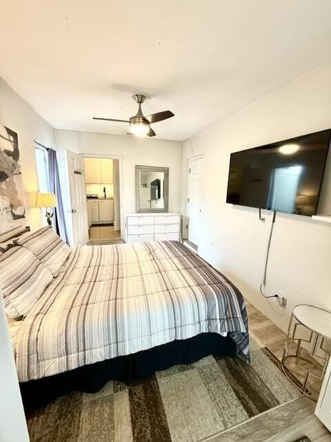 4820 Ne 4th Ave - Photo 4 of 28