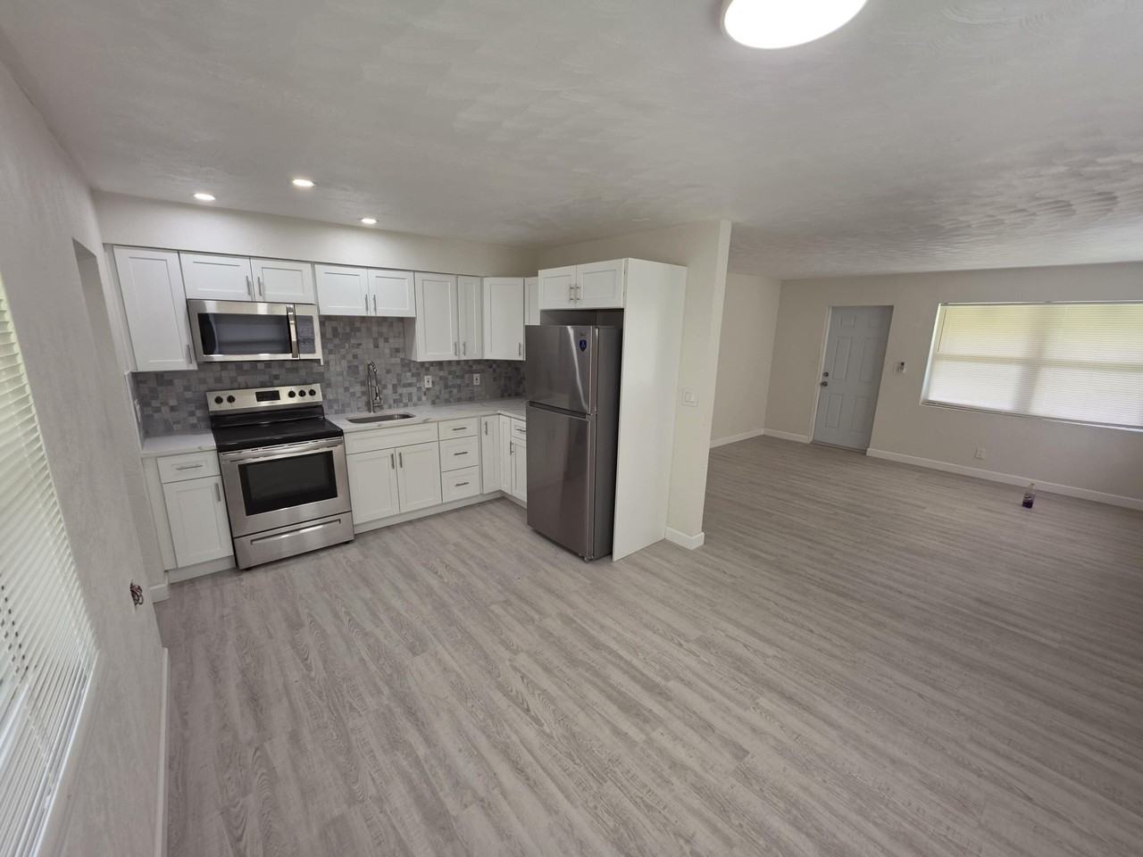 1235 Nw 5th Ave #1-2 - Photo 5 of 13