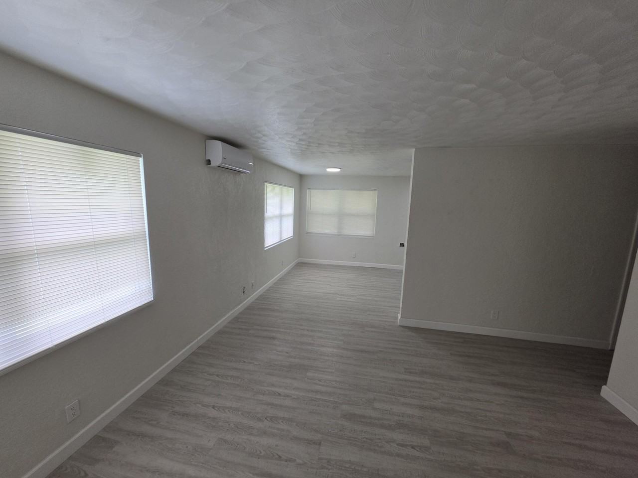 1235 Nw 5th Ave #1-2 - Photo 6 of 13