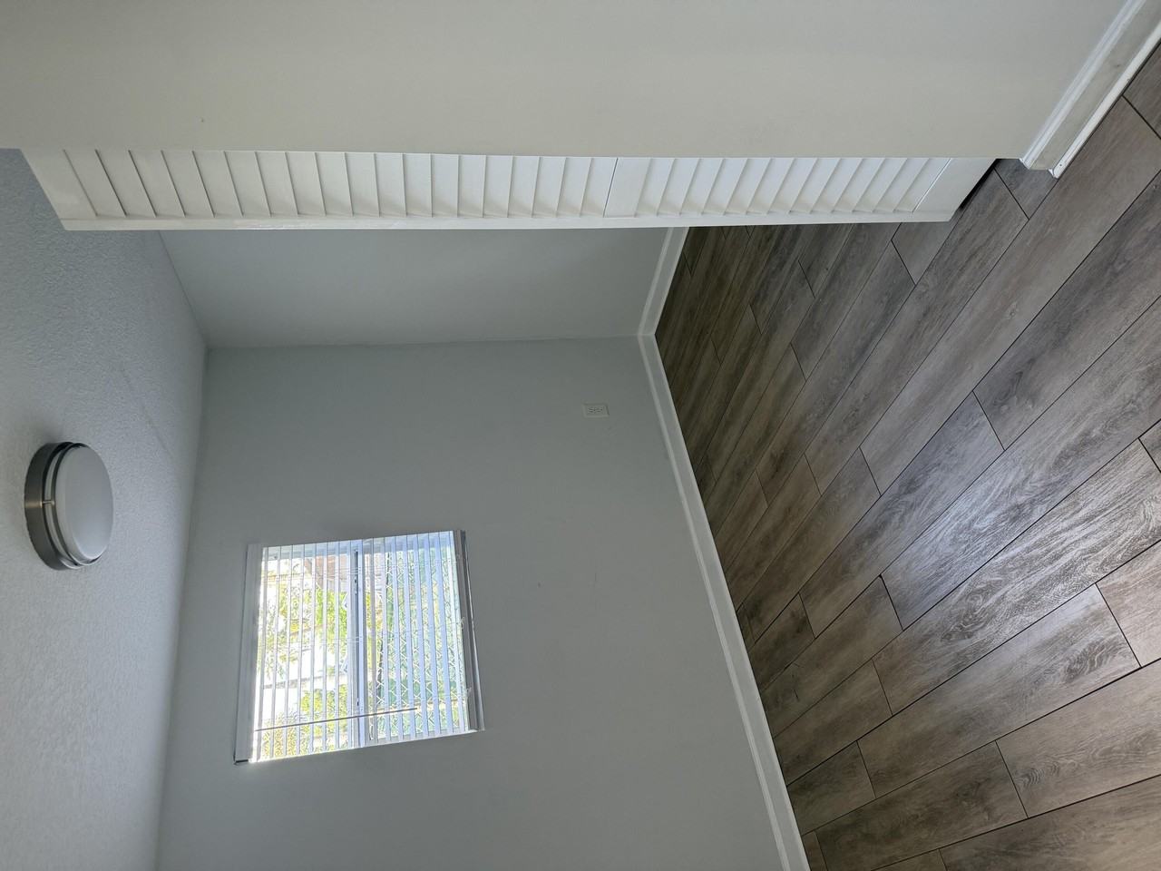 151 Valencia Dr - Photo 5 of 7