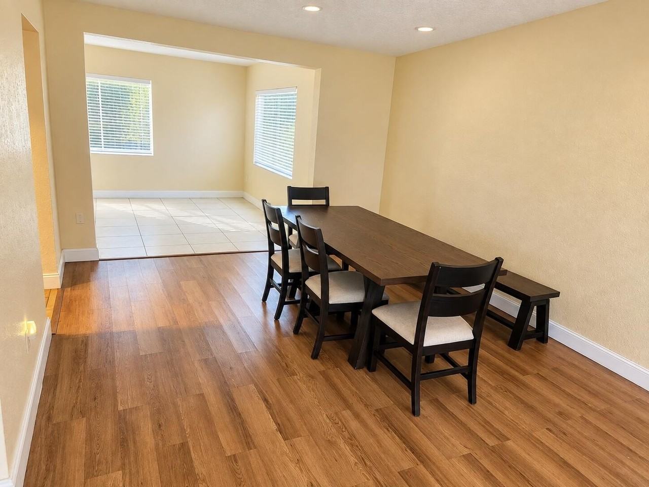 1631 Nw 2nd Ave - Photo 5 of 10