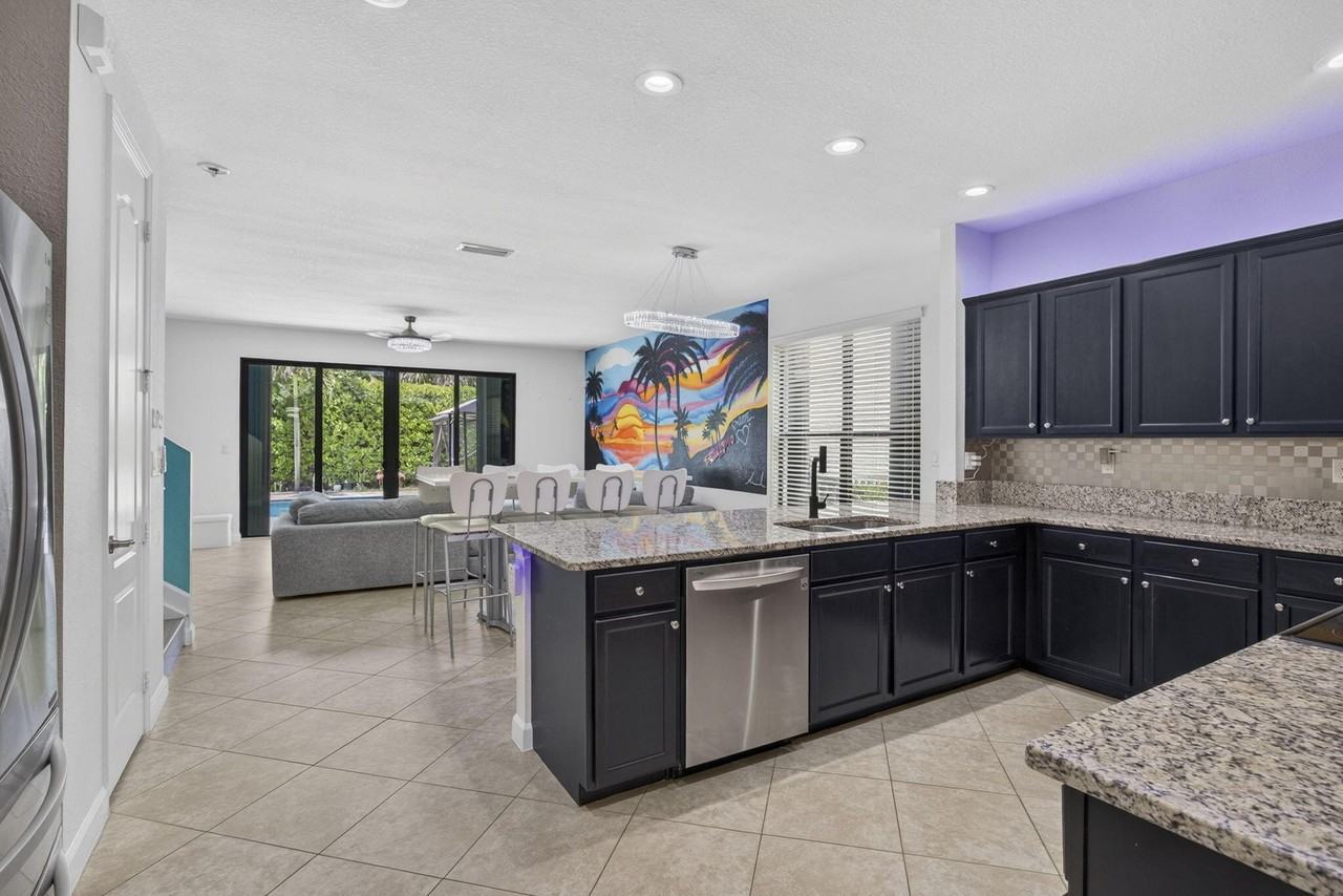 4577 Willow Run Way - Photo 4 of 50