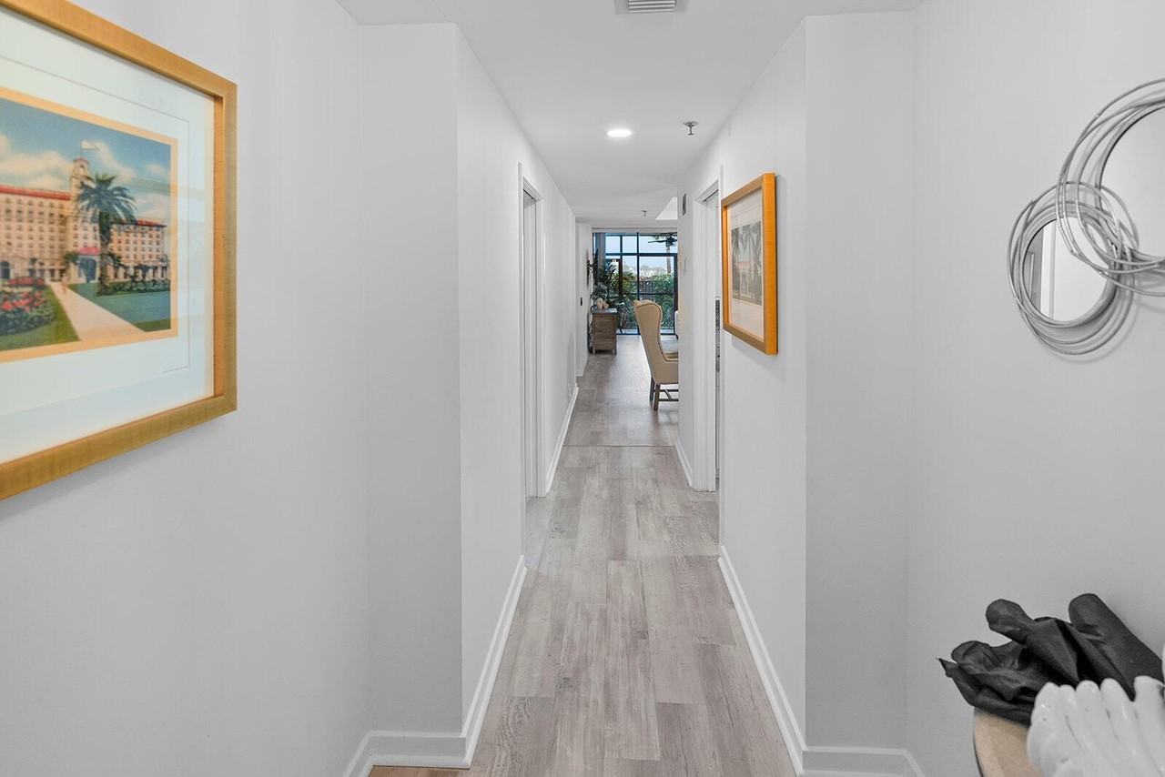 11370 Twelve Oaks Way #118 - Photo 2 of 50