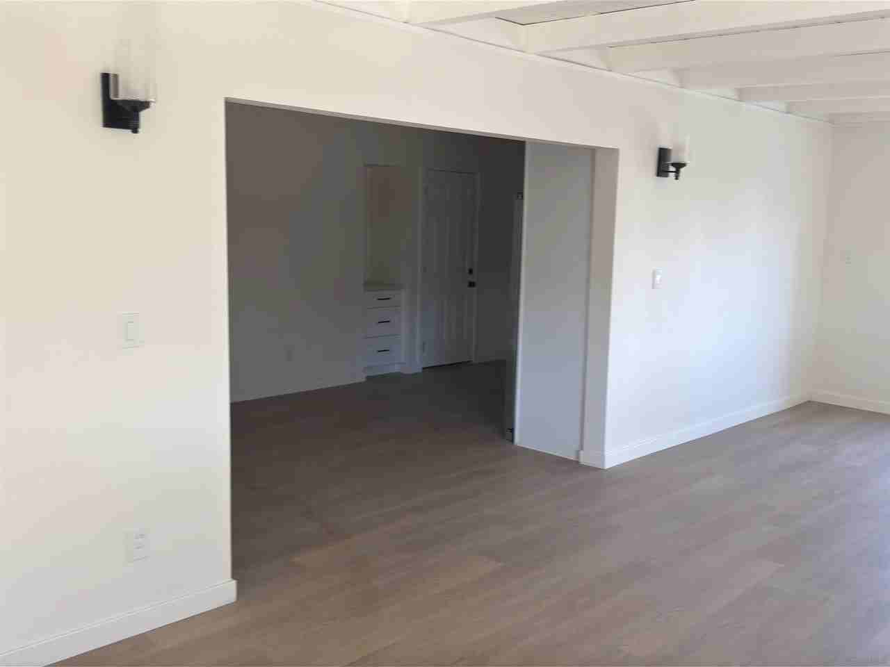 9759 Abbeywood Rd - Photo 2 of 24