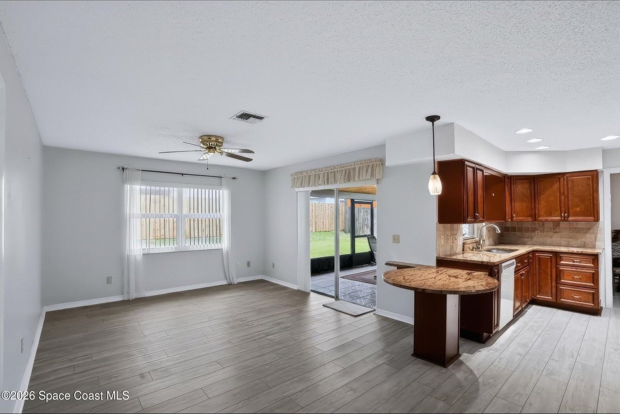 741 Verbenia Dr - Photo 6 of 22