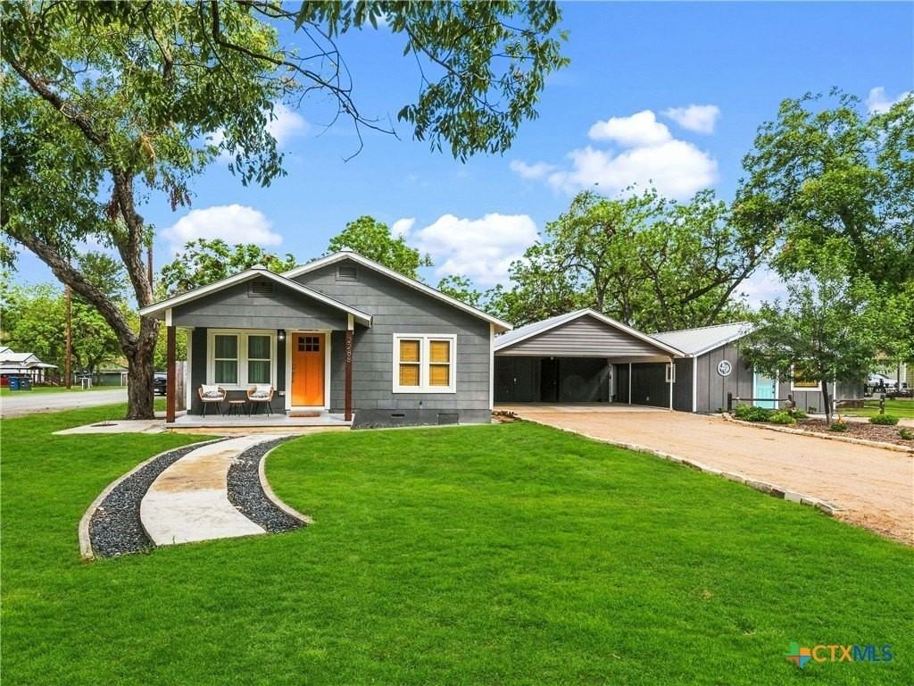 2288 Gruene Rd - Photo 2 of 26
