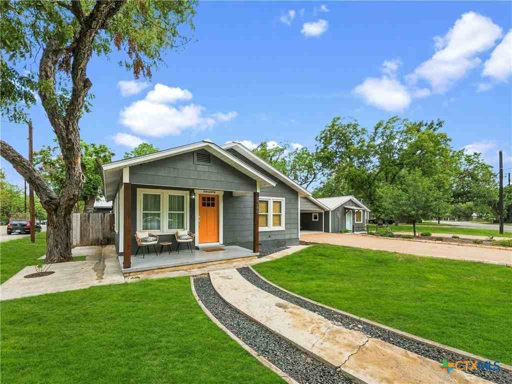 2288 Gruene Rd - Photo 6 of 26
