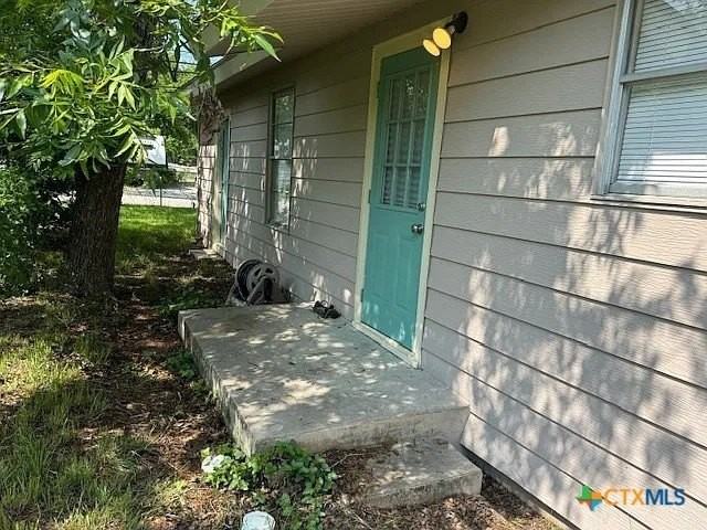 428 Aguila St - Photo 4 of 24