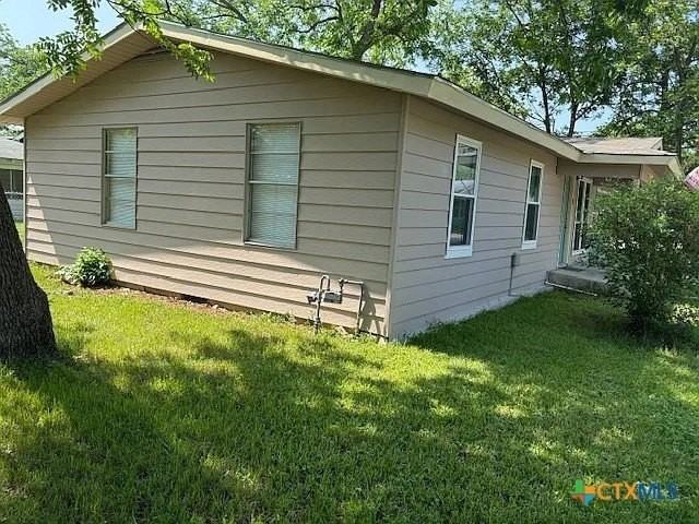 428 Aguila St - Photo 5 of 24