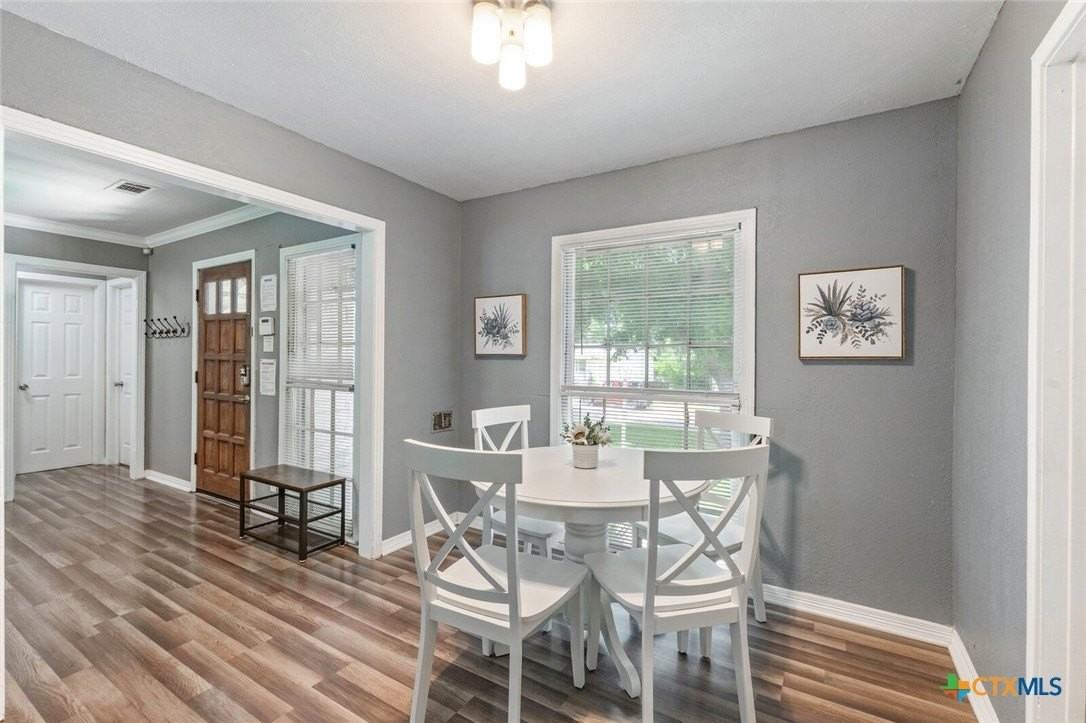 1609 S 39th St - Photo 4 of 14