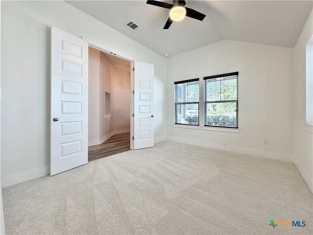 613 Goldenwave Way - Photo 7 of 40