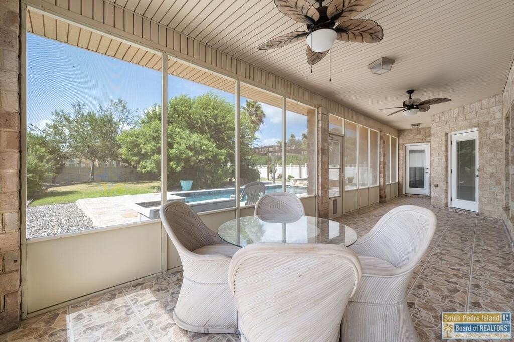 33 Spoonbill Cove Rd - Photo 7 of 22