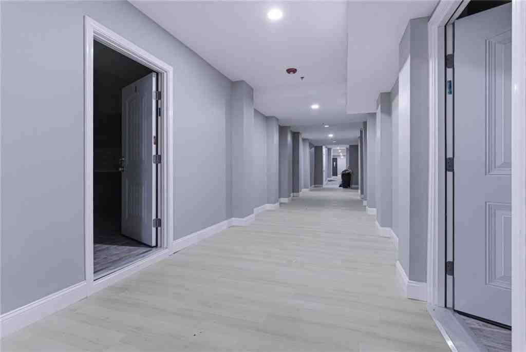 387 Broad St #2 - Photo 7 of 9
