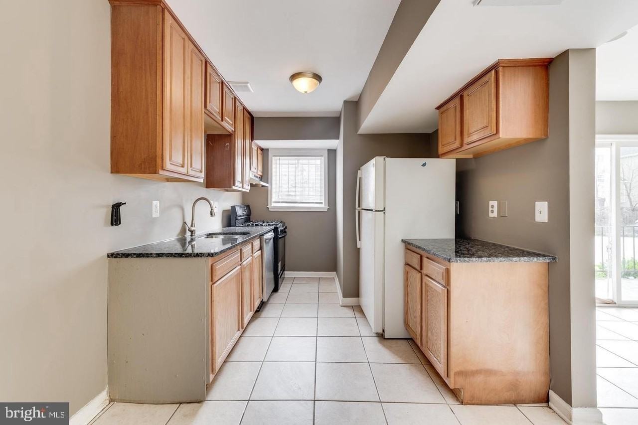 5007 D St Se #101 - Photo 7 of 17