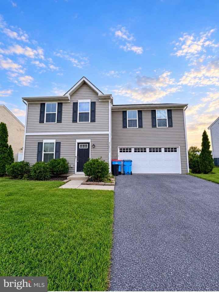 36432 Carriage Walk Ln - Photo 2 of 15