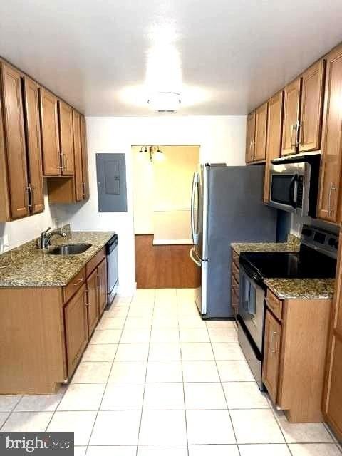 1227 Gemini Dr Apt I #1227I - Photo 3 of 32