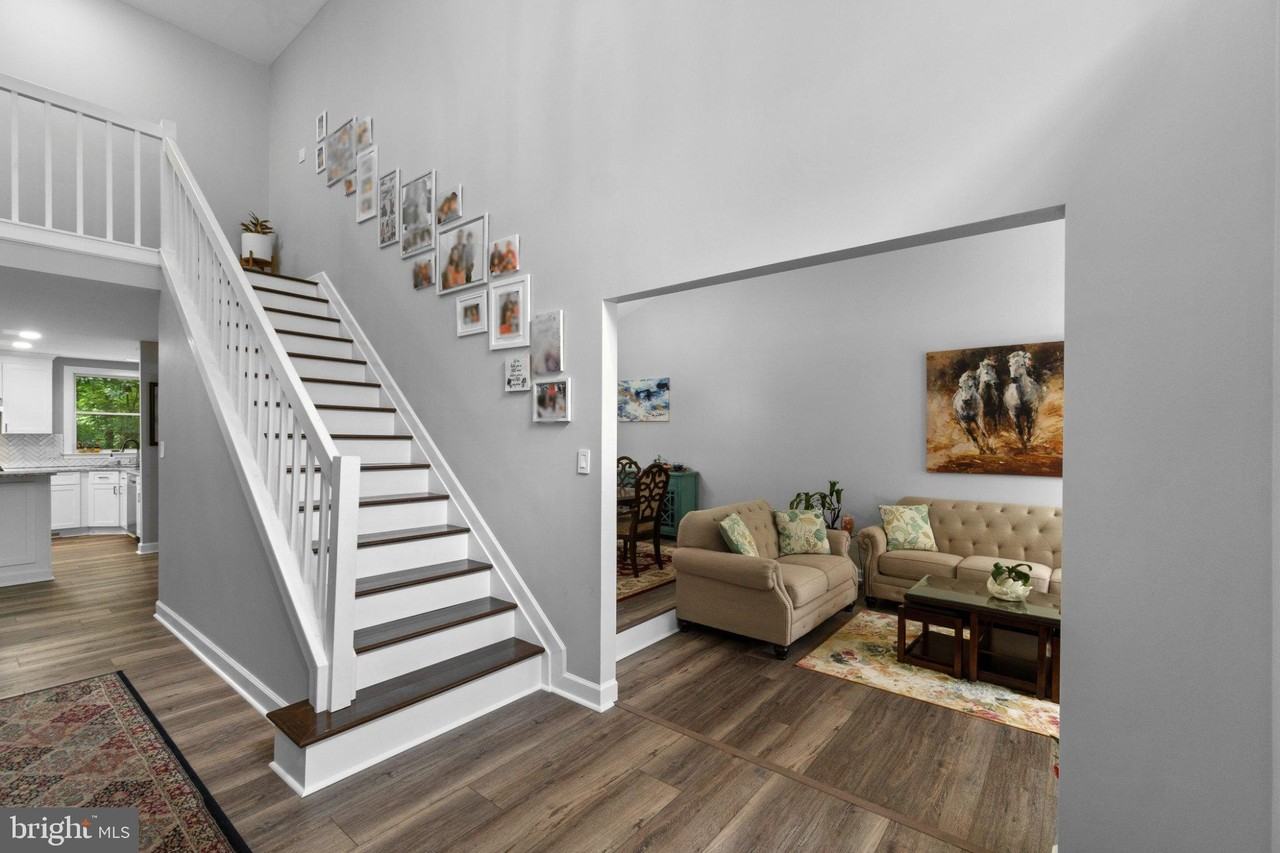 6874 Caravan Ct - Photo 5 of 50