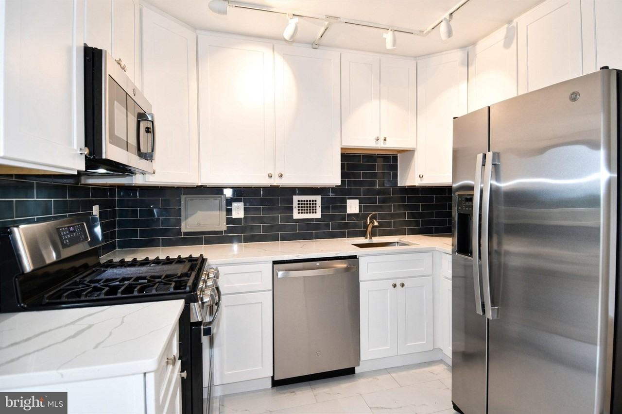 5500 Friendship Blvd #1708N - Photo 3 of 39